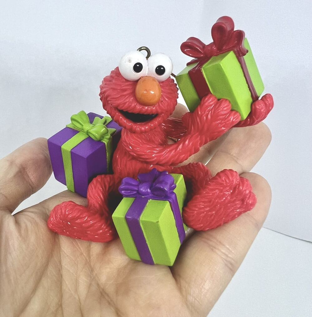 2013 Elmo with presents Christmas Ornament Heirloom\ American Greetings 66